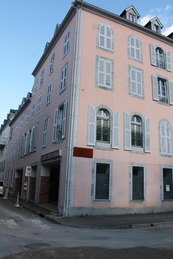 Le 6 Magnifique Appt Bagneres-De-Bigorre 3Etoiles Apartment Luaran gambar