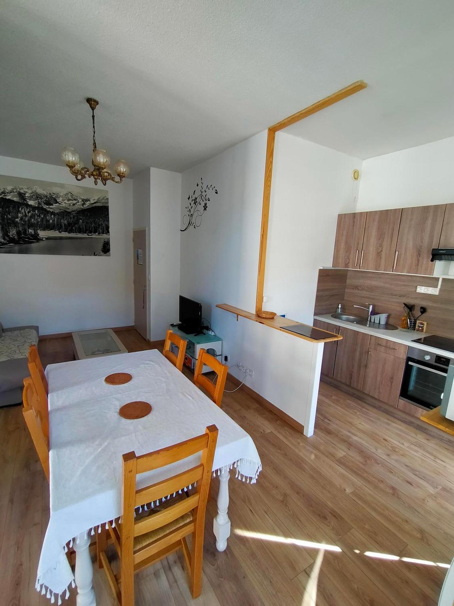 Le 6 Magnifique Appt Bagneres-De-Bigorre 3Etoiles Apartment Luaran gambar