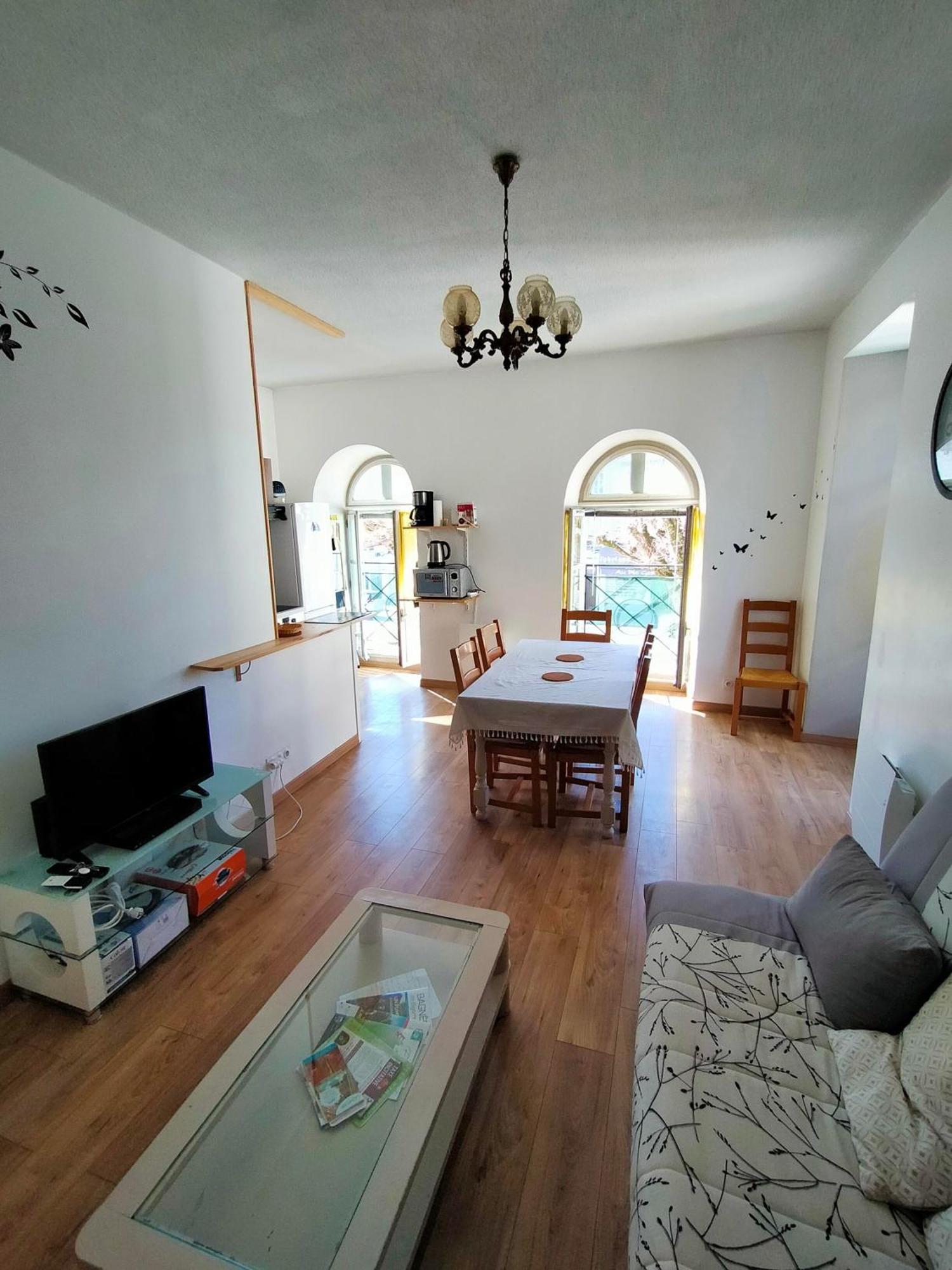 Le 6 Magnifique Appt Bagneres-De-Bigorre 3Etoiles Apartment Luaran gambar